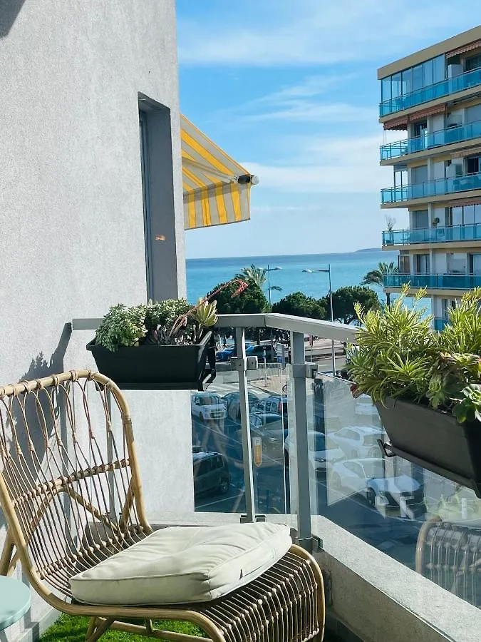 Cocon douillet face à la mer de Cagnes sur mer França